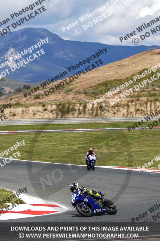 cadwell no limits trackday;cadwell park;cadwell park photographs;cadwell trackday photographs;enduro digital images;event digital images;eventdigitalimages;navarra;no limits trackdays;peter wileman photography;racing digital images;trackday digital images;trackday photos